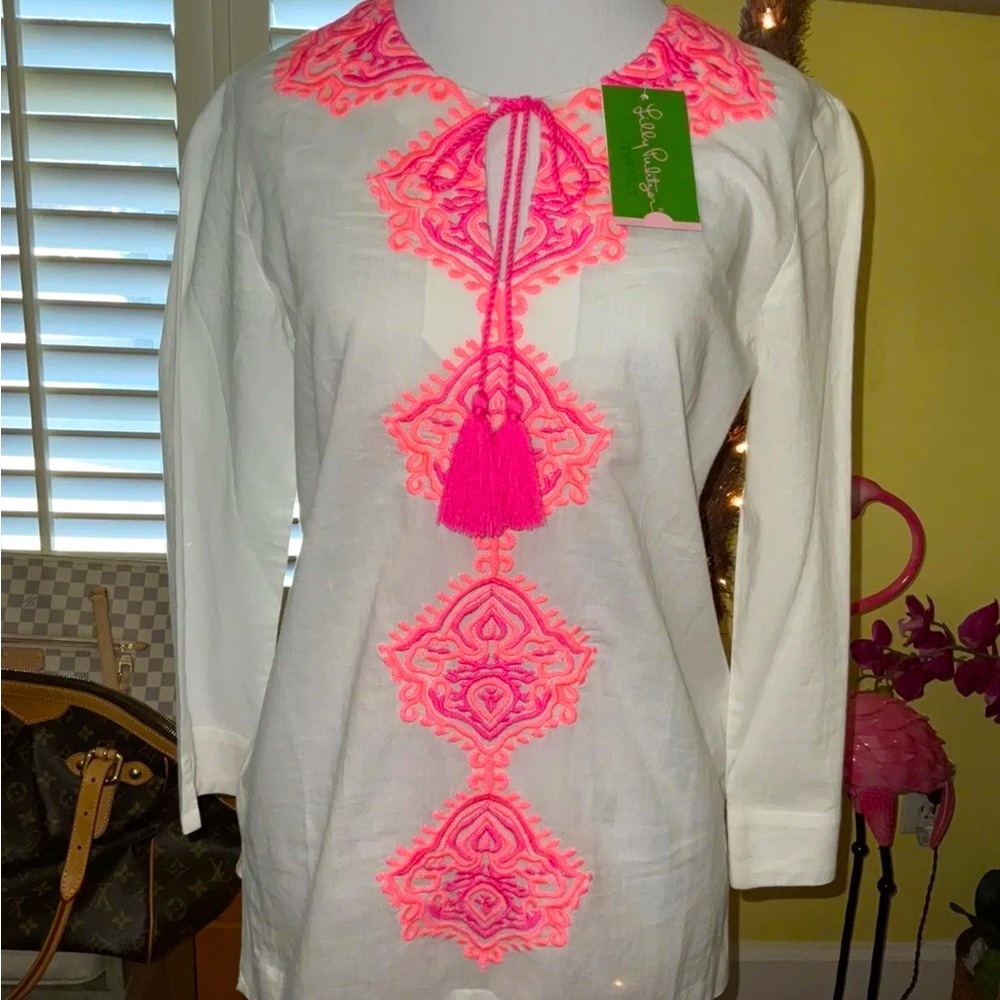 Lilly Pulitzer NWT Amelia Island Tunic Embroidered $138 Size XS Gorgeous! - Picture 6 of 6